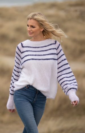 Genser Kvinner Strikkepakker Side 8 av 11 Strikk.no Lavender Puff Genser Strikkepakke Strikk.no